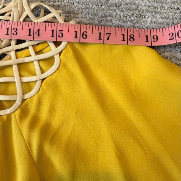 3.1 Phillip Lim Womans Mustard Yellow 100% Silk Top Flutter Sleeves Size 6 - Picture 10 of 16